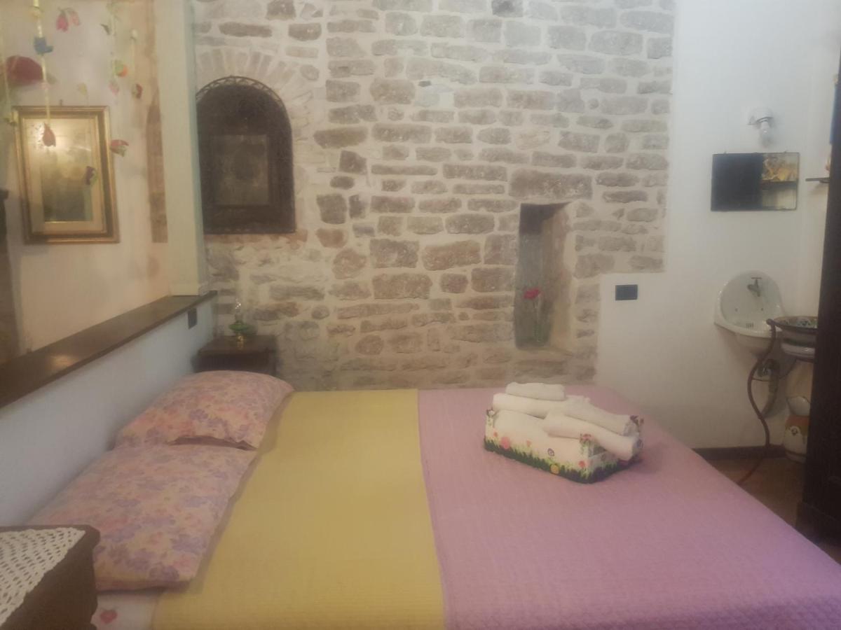 Non Ditelo Al Duca - Lo Spagna Spoleto Exterior foto