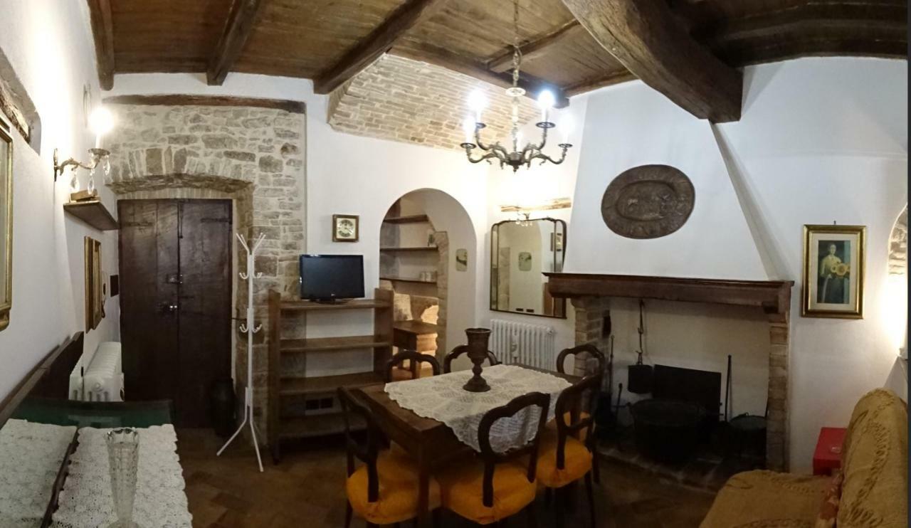 Non Ditelo Al Duca - Lo Spagna Spoleto Exterior foto
